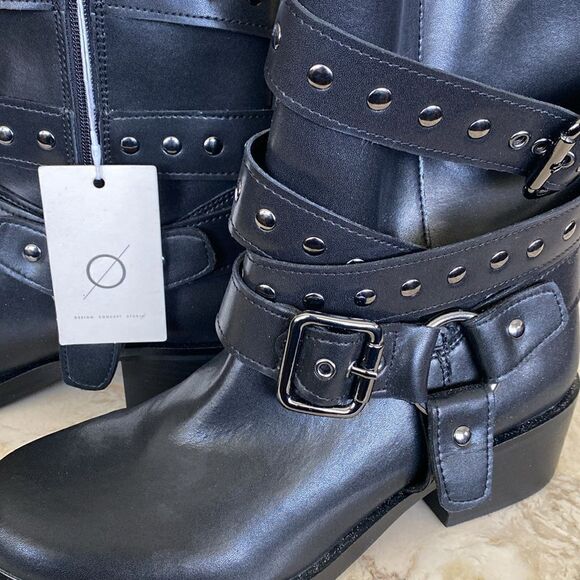 NWT Design Concept Studio Leather Studded Motorcycle Harness Buckle Boots - Picture 6 of 15